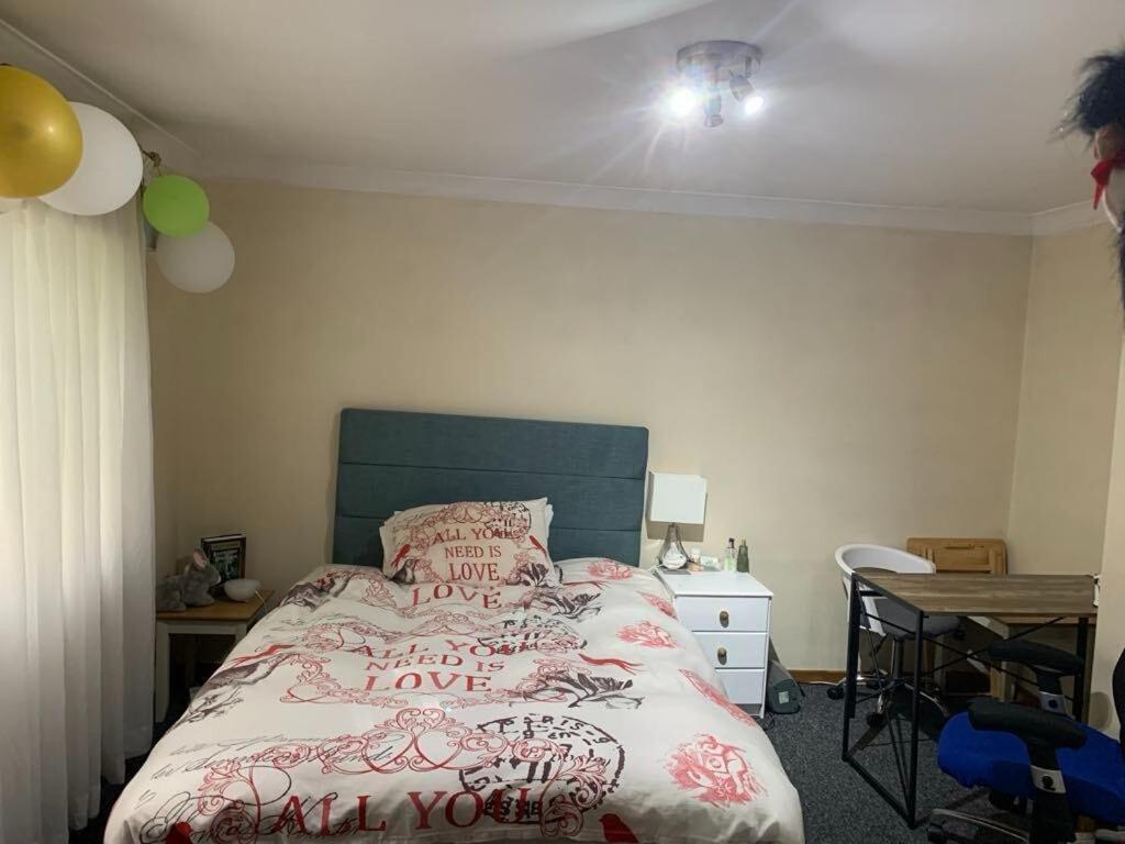Lawrence House Homestay *